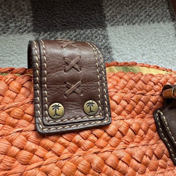 Braided Tan Tote Bag - Picture 4 of 9